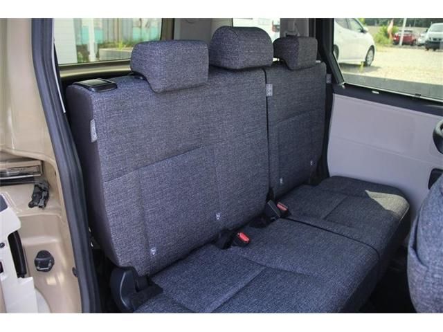 TOYOTA SIENTA HYBRID 2023