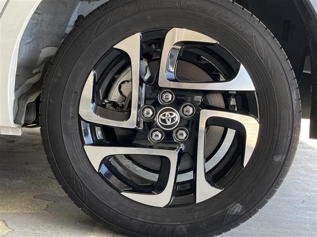 TOYOTA SIENTA HYBRID 2023