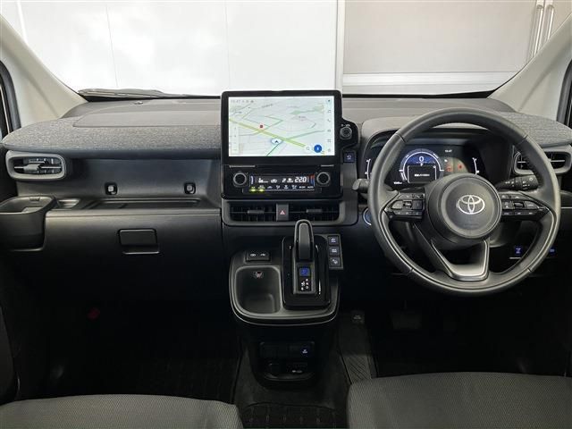 TOYOTA SIENTA HYBRID 2023