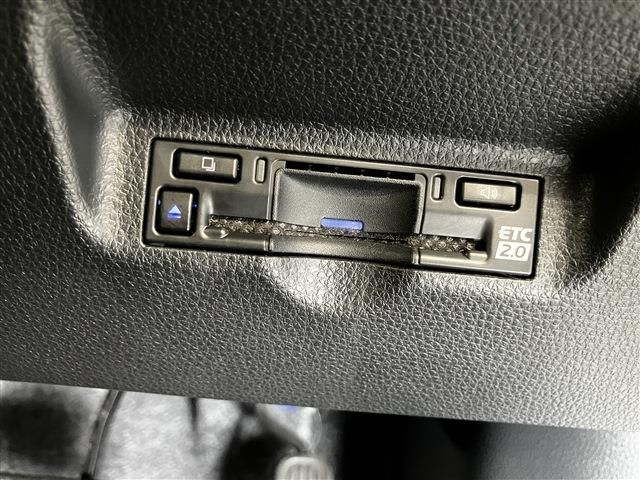 TOYOTA SIENTA HYBRID 2023