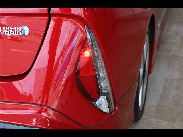 TOYOTA PRIUS PHV 2020