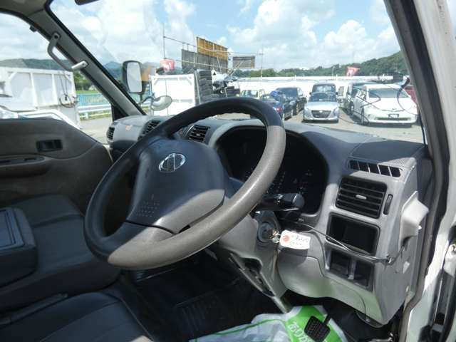 NISSAN VANETTE van 2WD 2004