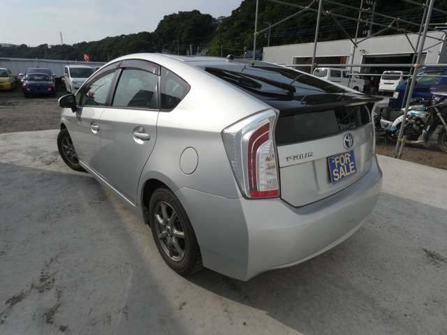 TOYOTA PRIUS 2013