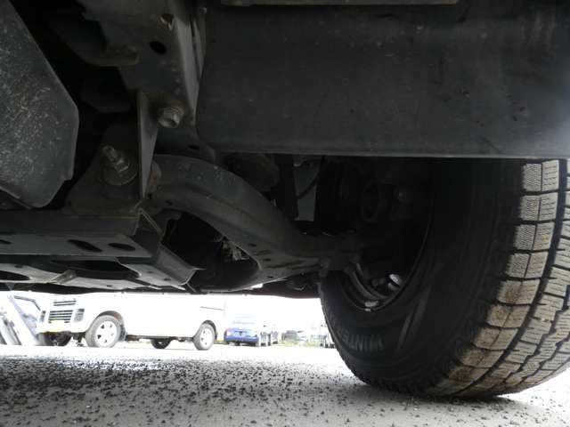 NISSAN NV350 CARAVAN 2012