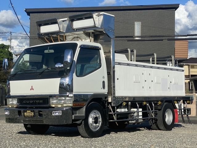MITSUBISHI CANTER 2001