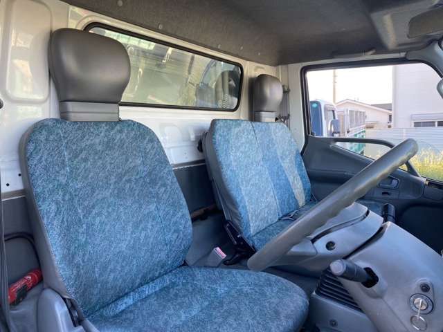 MITSUBISHI CANTER 2001