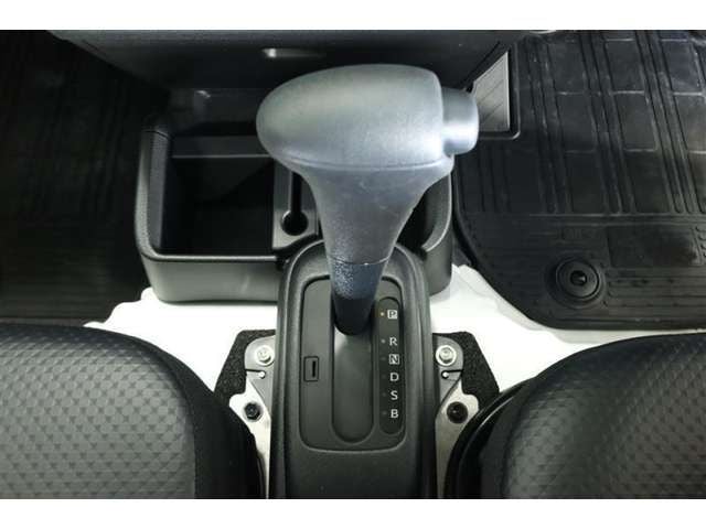 DAIHATSU HIJET truck 4WD 2022