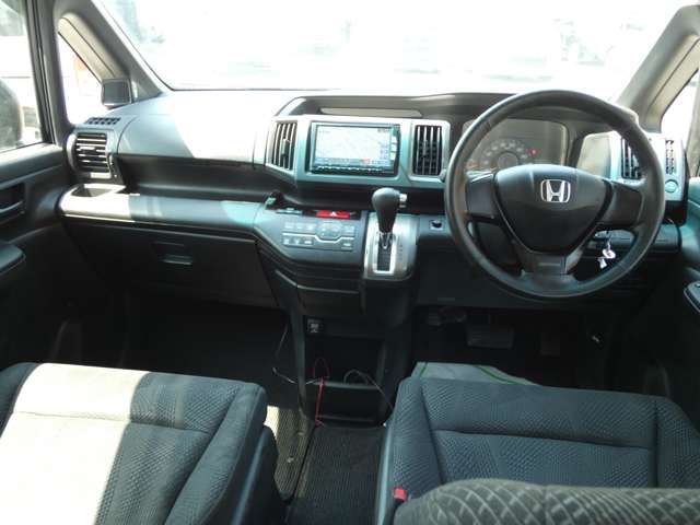 HONDA STEPWAGON SPADA 2012