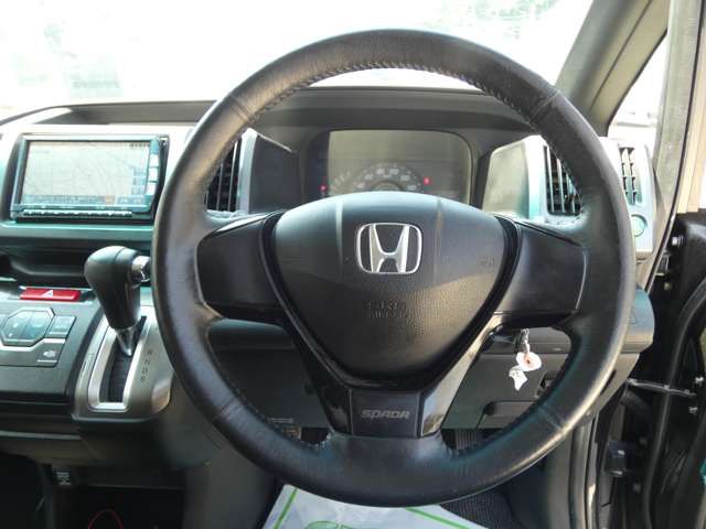 HONDA STEPWAGON SPADA 2012