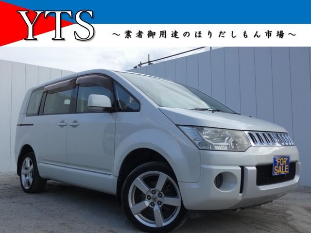 MITSUBISHI DELICA D:5 2WD 2008