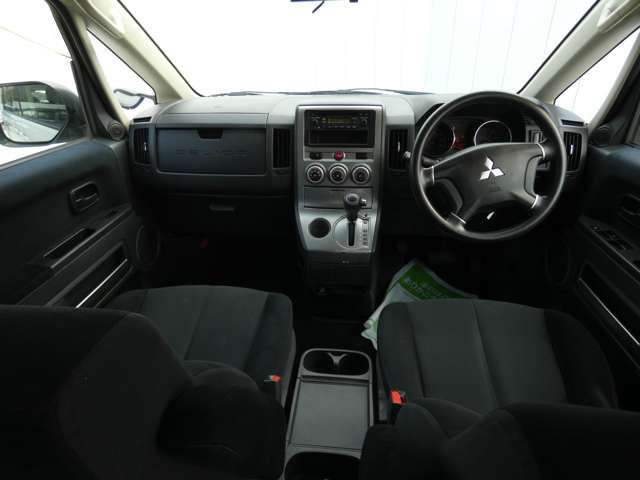 MITSUBISHI DELICA D:5 2WD 2008