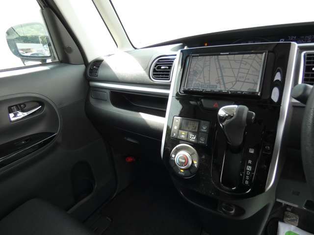 DAIHATSU TANTO 2014