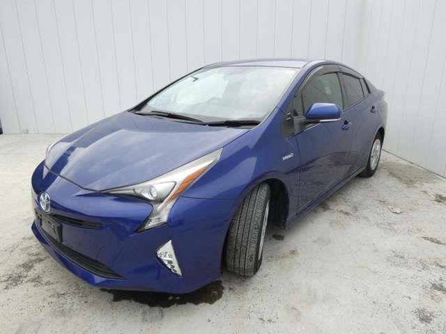 TOYOTA PRIUS 2016