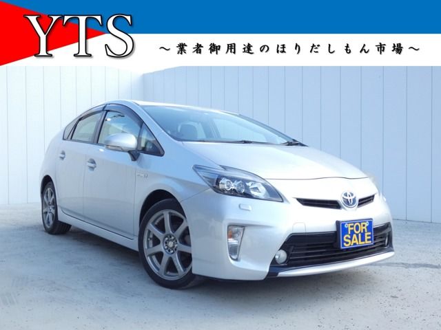 TOYOTA PRIUS 2010