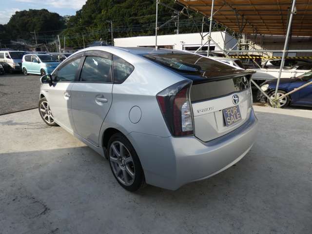 TOYOTA PRIUS 2010