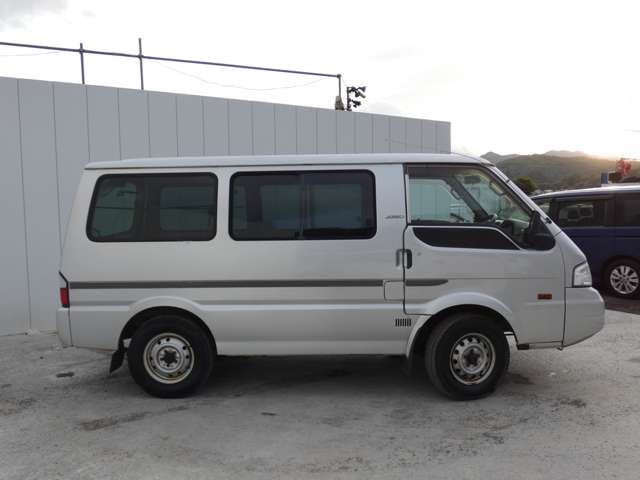MAZDA BONGO van 4WD 2009