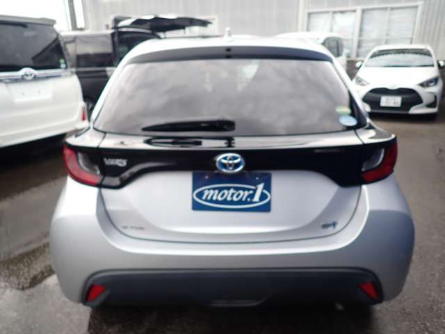 TOYOTA YARIS HYBRID 2020