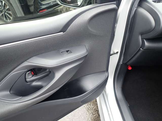 TOYOTA YARIS HYBRID 2020