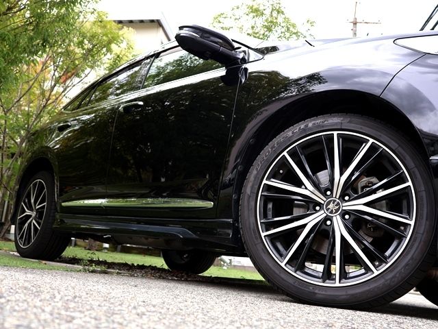 TOYOTA HARRIER 2WD 2017