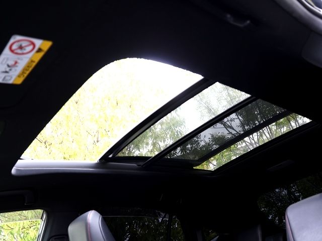 TOYOTA HARRIER 2WD 2017