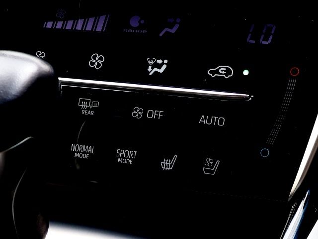 TOYOTA HARRIER 2WD 2017