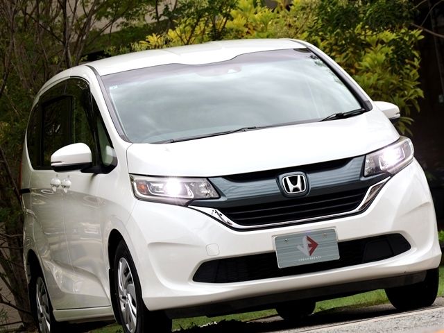 HONDA FREED plus 2019