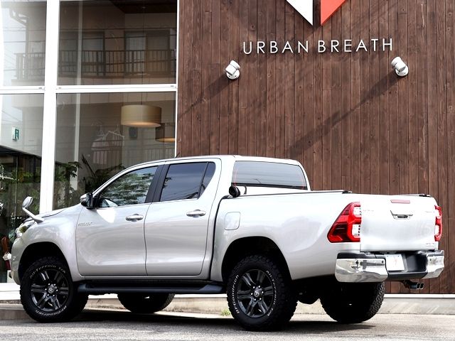 TOYOTA HILUX 4WD 2021