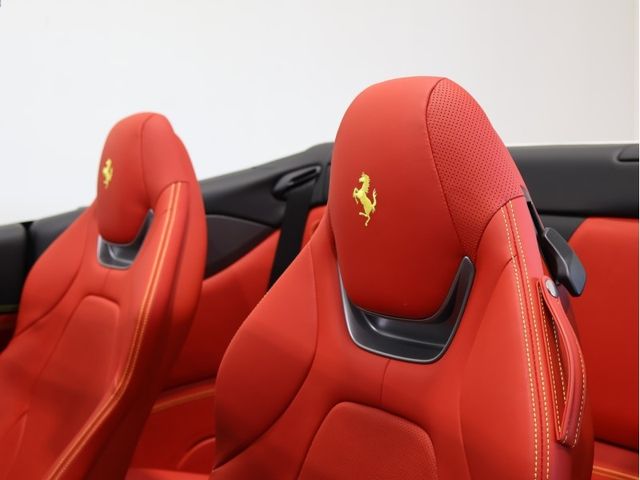 FERRARI FERRARI Portofino M 2023