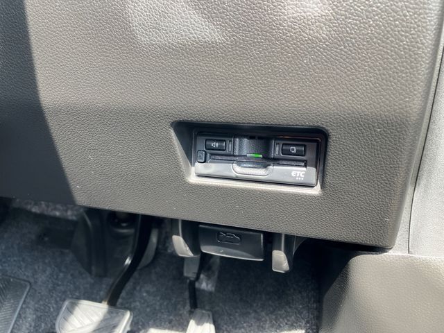 SUZUKI SWIFT 4WD 2022