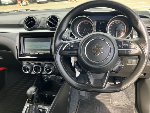 SUZUKI SWIFT 4WD 2022