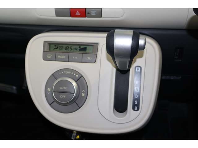 DAIHATSU MIRA Cocoa 2013