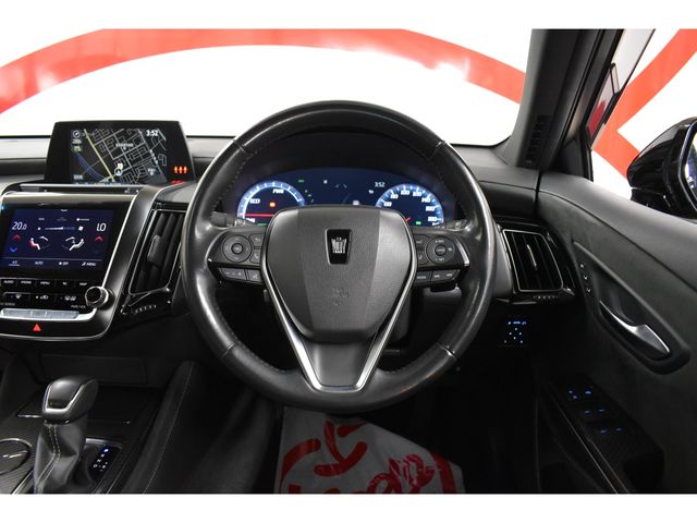 TOYOTA CROWN sedan hybrid 4WD 2019