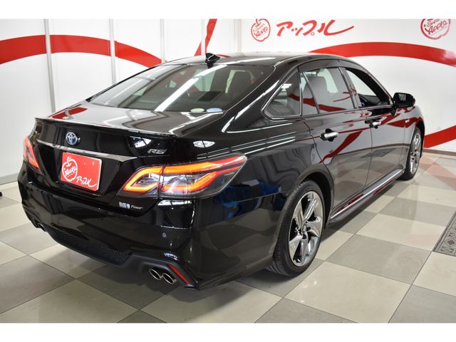 TOYOTA CROWN sedan hybrid 4WD 2019