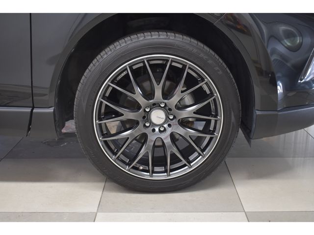 TOYOTA HARRIER 4WD 2020