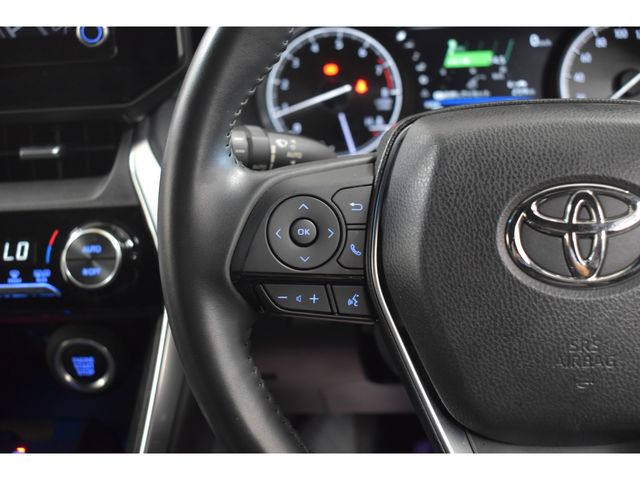 TOYOTA HARRIER 4WD 2020