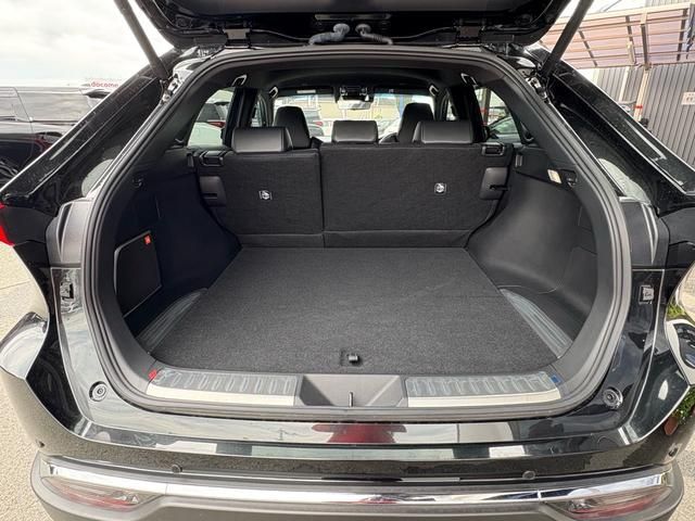 TOYOTA HARRIER 2WD 2023