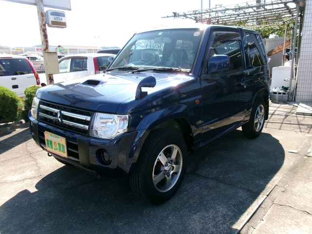 MITSUBISHI PAJERO MINI 4WD 2011