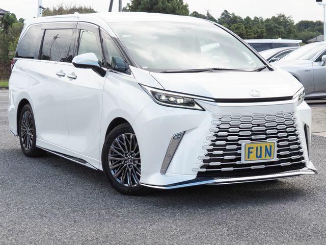 TOYOTA ???? LM500h 2025