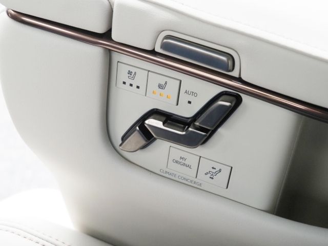 TOYOTA ???? LM500h 2025