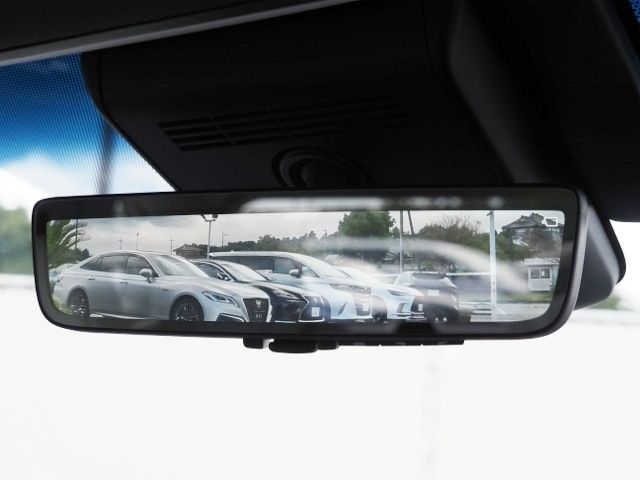 TOYOTA ???? LM500h 2025