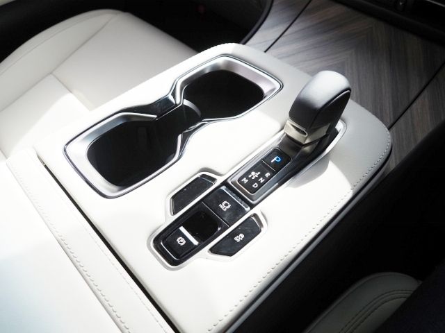 TOYOTA ???? LM500h 2025