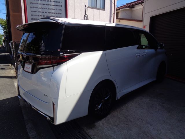 TOYOTA VELLFIRE  HYBRID 2024