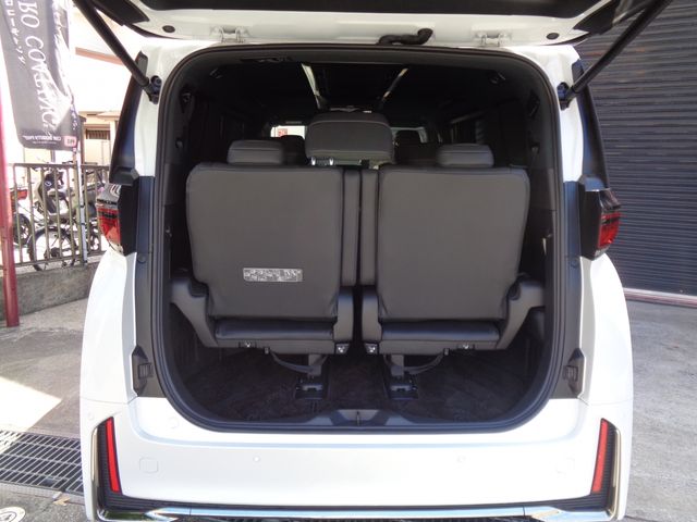 TOYOTA VELLFIRE  HYBRID 2024