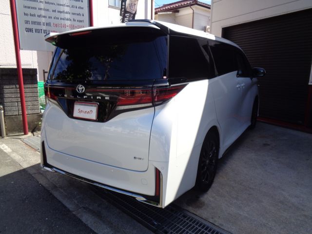 TOYOTA VELLFIRE  HYBRID 2024