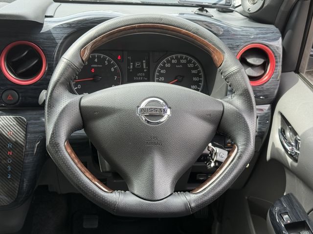 NISSAN CARAVAN van 4WD 2018