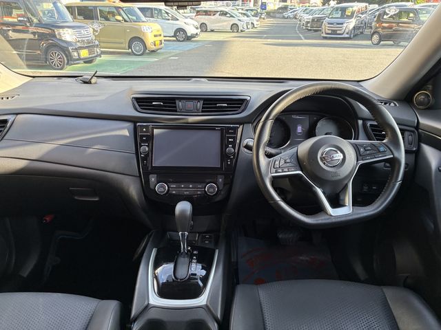 NISSAN X-TRAIL HYBRID 4WD 2019