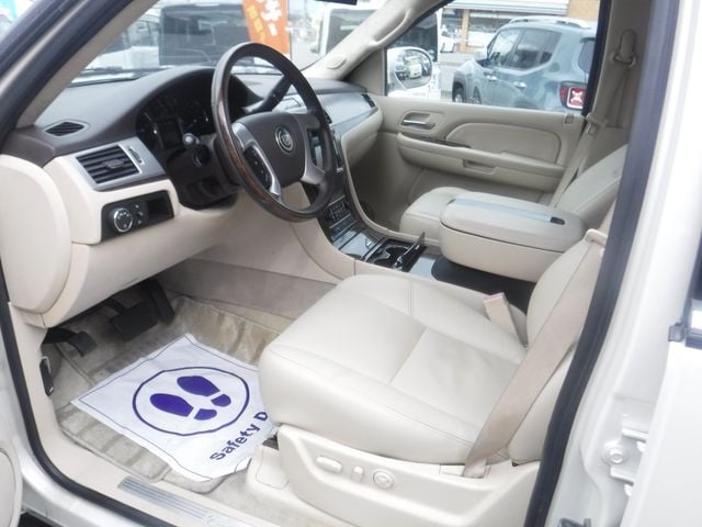 CADILLAC CADILLAC ESCALADE 2013