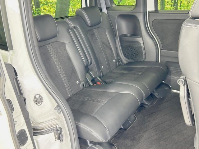 HONDA N BOX CUSTOM 2022