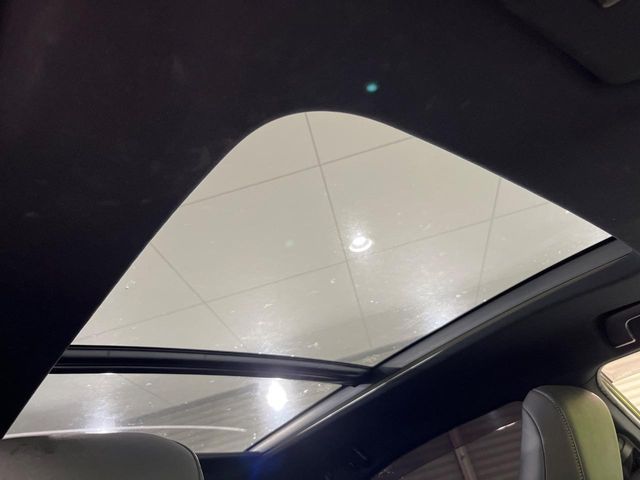 TOYOTA HARRIER HYBRID 2016