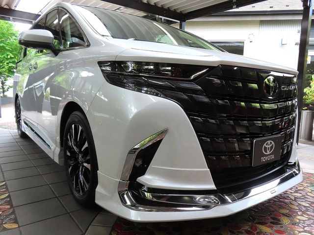 TOYOTA ALPHARD hybrid 4WD 2025
